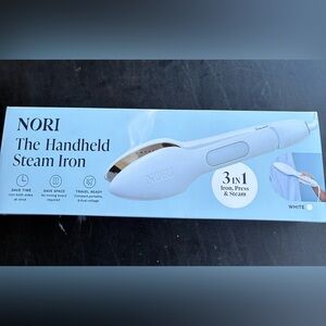 ❤️ NWT Nori Handheld Steam Iron